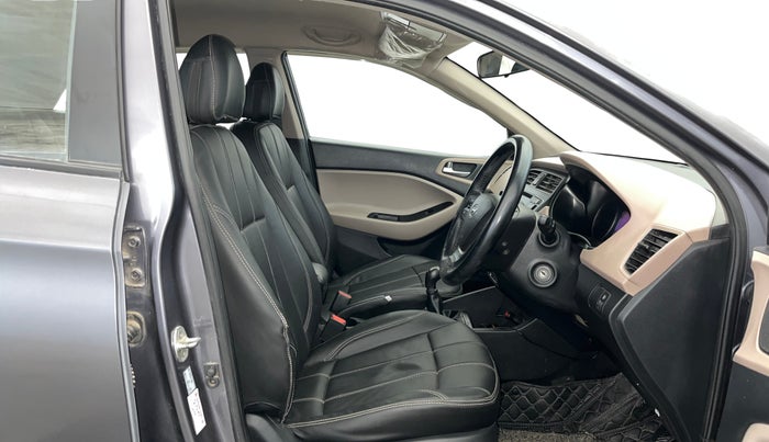 2020 Hyundai Elite i20 MAGNA PLUS 1.2, Petrol, Manual, 48,878 km, Right Side Front Door Cabin