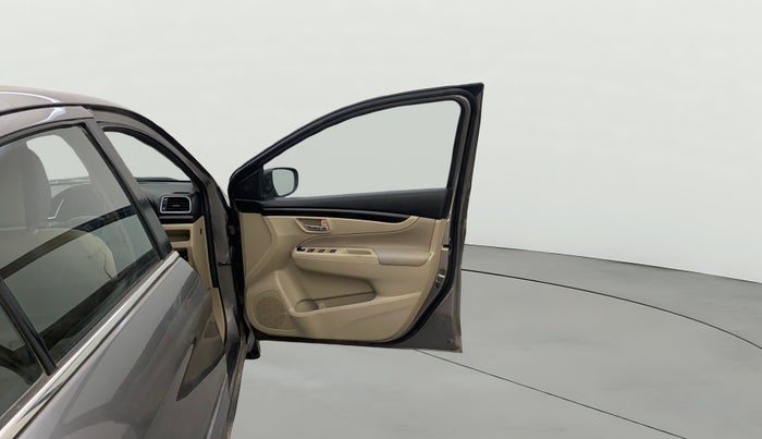 2017 Maruti Ciaz ALPHA  AT 1.4  PETROL, CNG, Automatic, 46,803 km, RHS Front Door