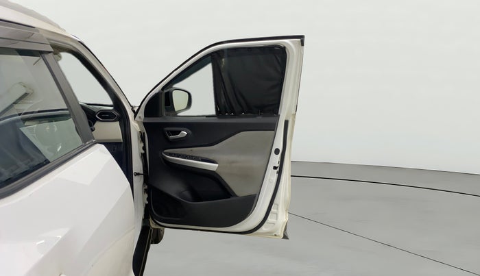 2021 Nissan MAGNITE XL, Petrol, Manual, 28,836 km, RHS Front Door