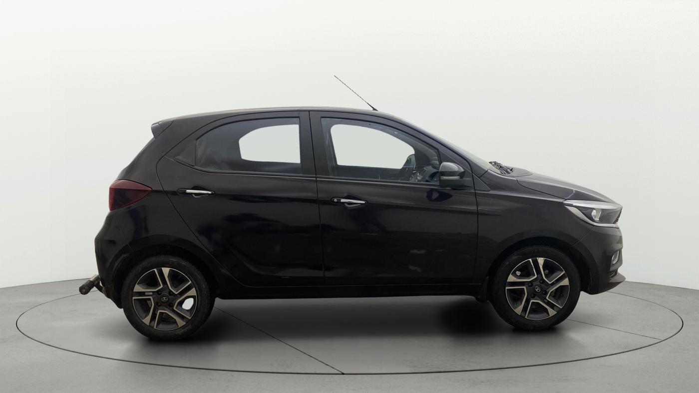 2022 Tata Tiago XZA PLUS PETROL, Petrol, Automatic, 62,477 km, Right Side View