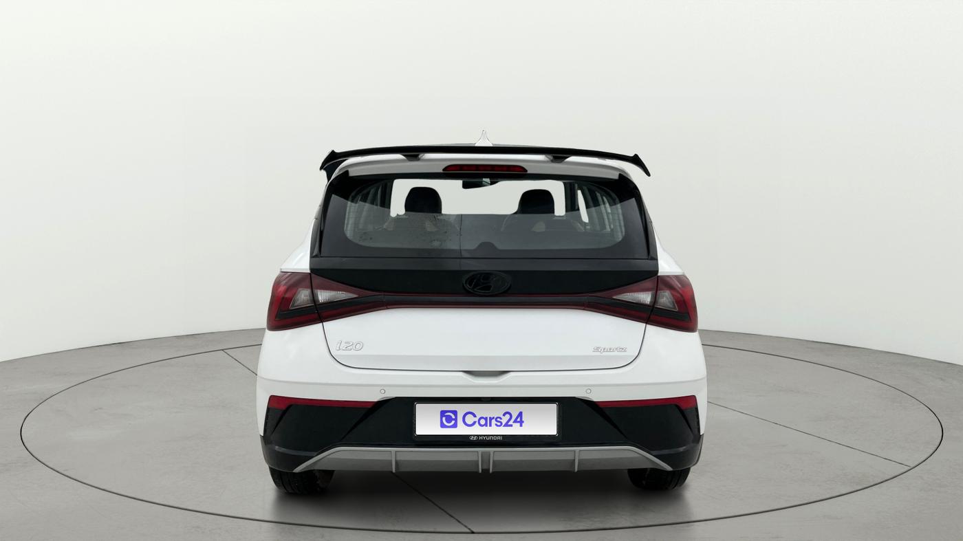 2025 Hyundai NEW I20 Sportz (O) 1.2 IVT, Petrol, Automatic, 11,272 km, Back/Rear
