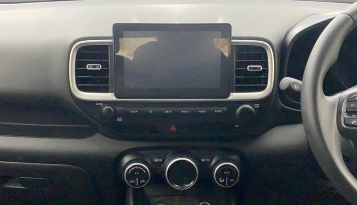 2020 Hyundai VENUE SX 1.0 TURBO, Petrol, Manual, 16,817 km, Air Conditioner