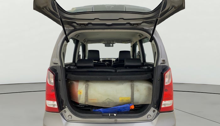 2016 Maruti Wagon R 1.0 LXI CNG, CNG, Manual, 1,06,985 km, Boot Open Zoomed View