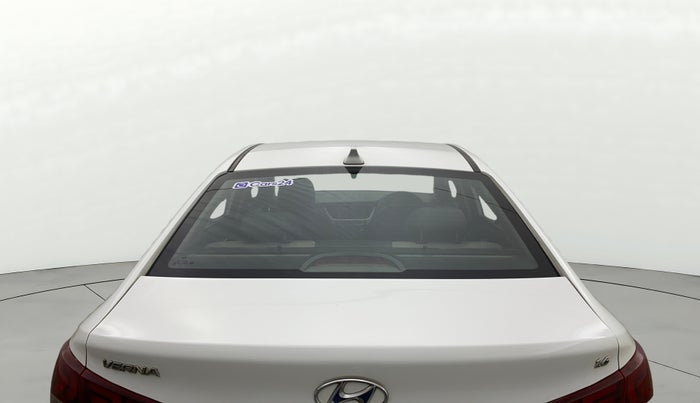 2019 Hyundai Verna 1.6 VTVT SX (O) AT, Petrol, Automatic, 98,649 km, Rear Windshield