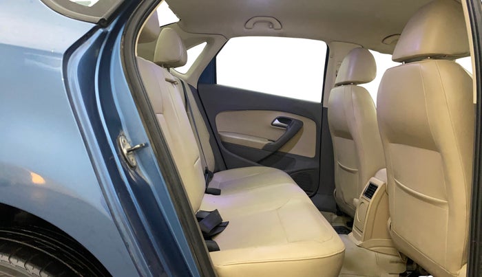 2017 Volkswagen Vento HIGHLINE 1.5 AT, Diesel, Automatic, 1,27,571 km, Right Side Rear Door Cabin