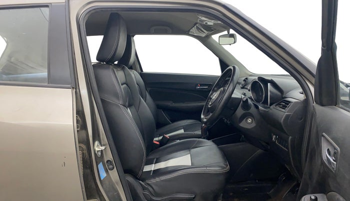 2019 Maruti Swift VXI, CNG, Manual, 70,799 km, Right Side Front Door Cabin