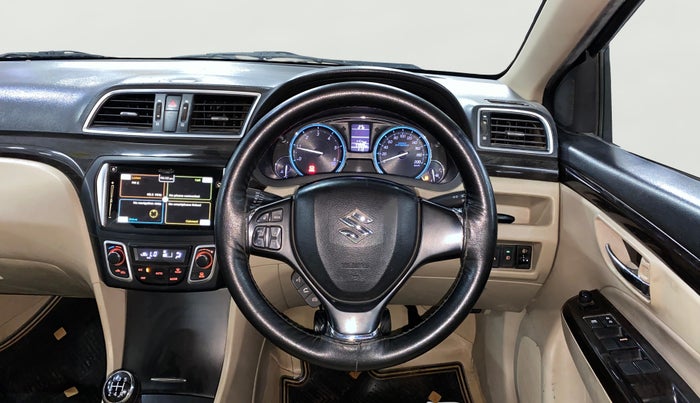 2017 Maruti Ciaz ALPHA DIESEL 1.3, Diesel, Manual, 77,993 km, Steering Wheel Close Up