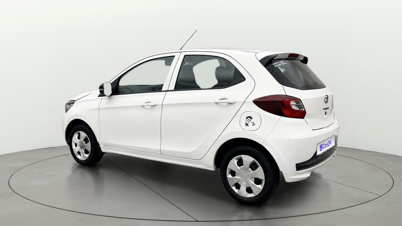 2022 Tata Tiago XT PETROL, Petrol, Manual, 1,08,628 km, Left Back Diagonal