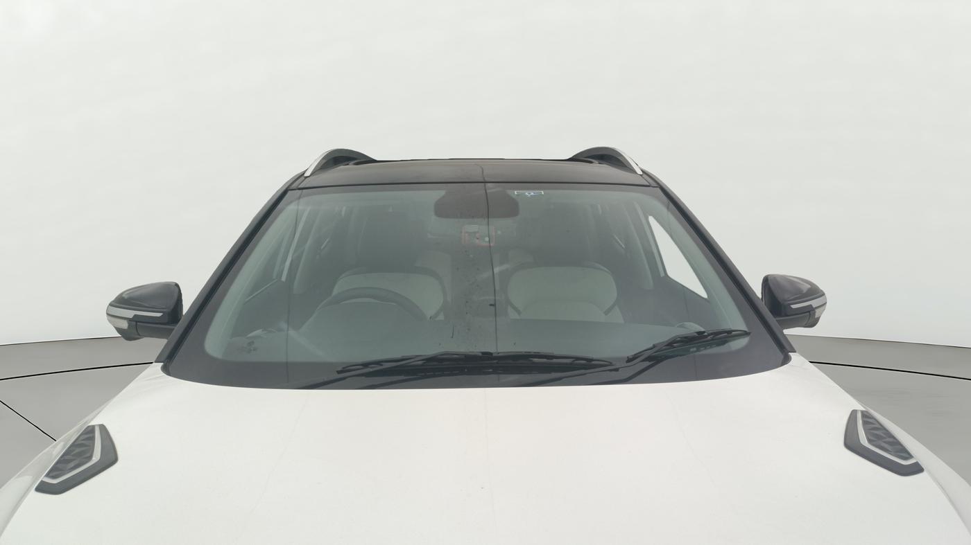 2024 MG ASTOR  Sharp Pro 1.5 MT (Ivory), Petrol, Manual, 40,076 km, Front Windshield