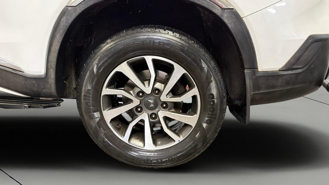 2023 Mahindra SCORPIO-N Z8 L PETROL AT 7 STR, Petrol, Automatic, 45,482 km, Left Rear Wheel