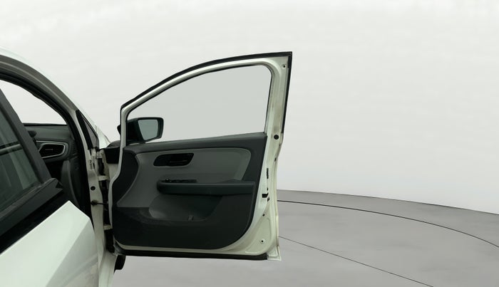 2020 Tata ALTROZ XT PETROL, Petrol, Manual, 64,084 km, RHS Front Door