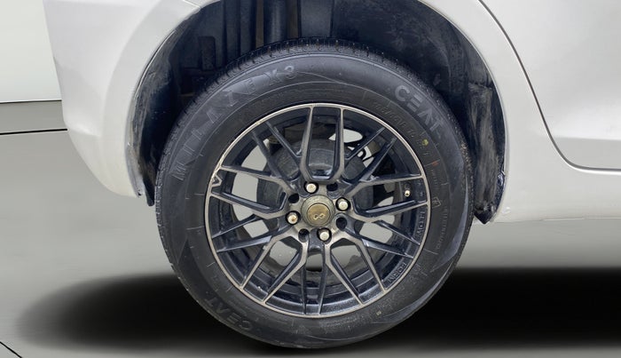 2014 Maruti Swift VXI, Petrol, Manual, 83,723 km, Right Rear Wheel