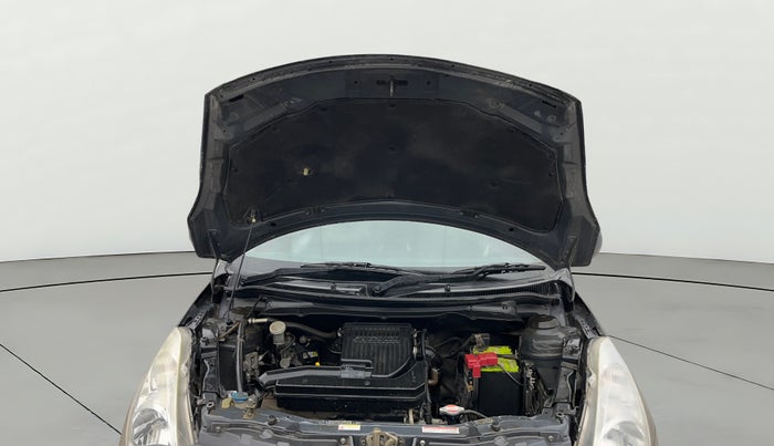 2017 Maruti Swift LXI (O), Petrol, Manual, 54,121 km, Open Bonet