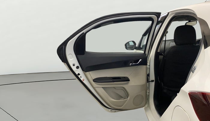 2022 Tata Tiago XZ PLUS CNG, CNG, Manual, 47,064 km, LHS Rear Door