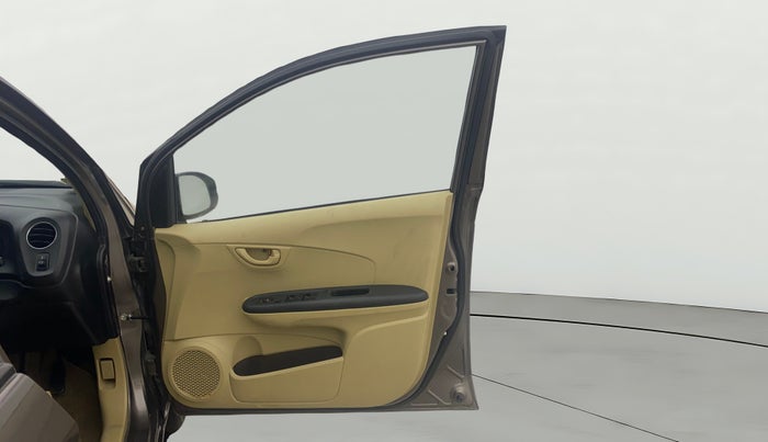 2016 Honda Brio S MT, Petrol, Manual, 72,375 km, RHS Front Door