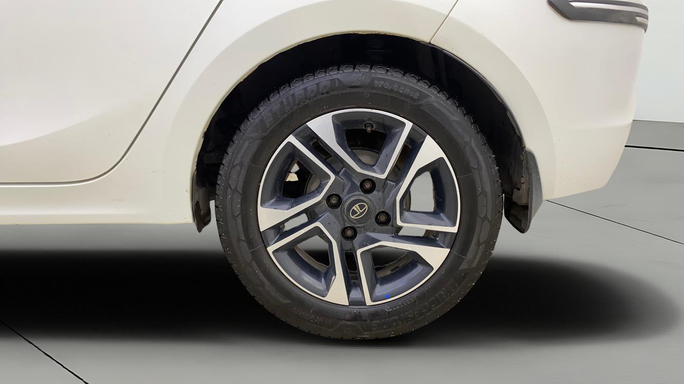 2018 Tata TIGOR XZA PETROL, CNG, Automatic, 77,001 km, Left Rear Wheel