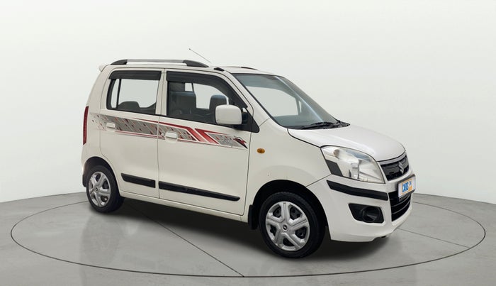 2016 Maruti Wagon R 1.0 VXI (O) AMT, CNG, Automatic, 99,735 km, Right Front Diagonal