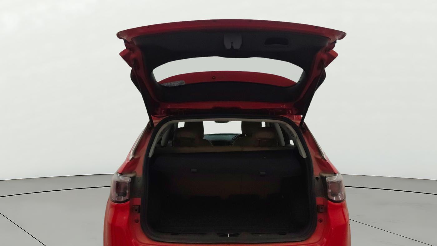 2018 Jeep Compass LONGITUDE (O) 2.0 DIESEL, Diesel, Manual, 1,00,310 km, Boot Door Open