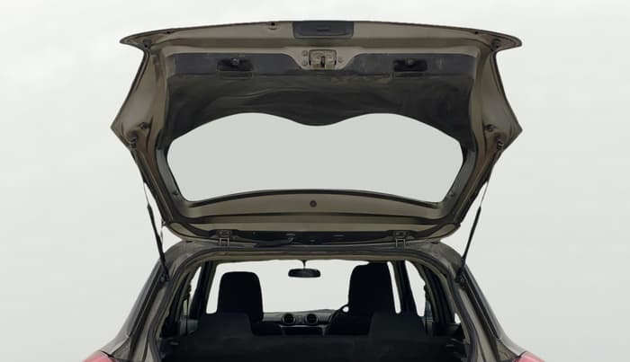 2022 Maruti Swift VXI, Petrol, Manual, 64,750 km, Boot Door Open