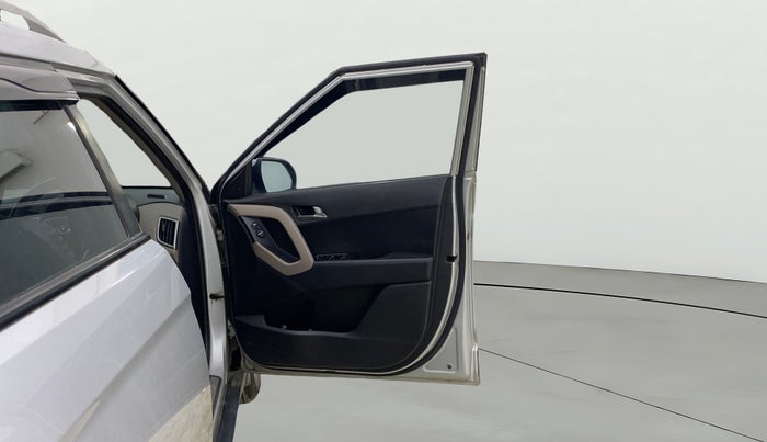 2016 Hyundai Creta SX PLUS 1.6 PETROL, Petrol, Manual, 41,937 km, RHS Front Door