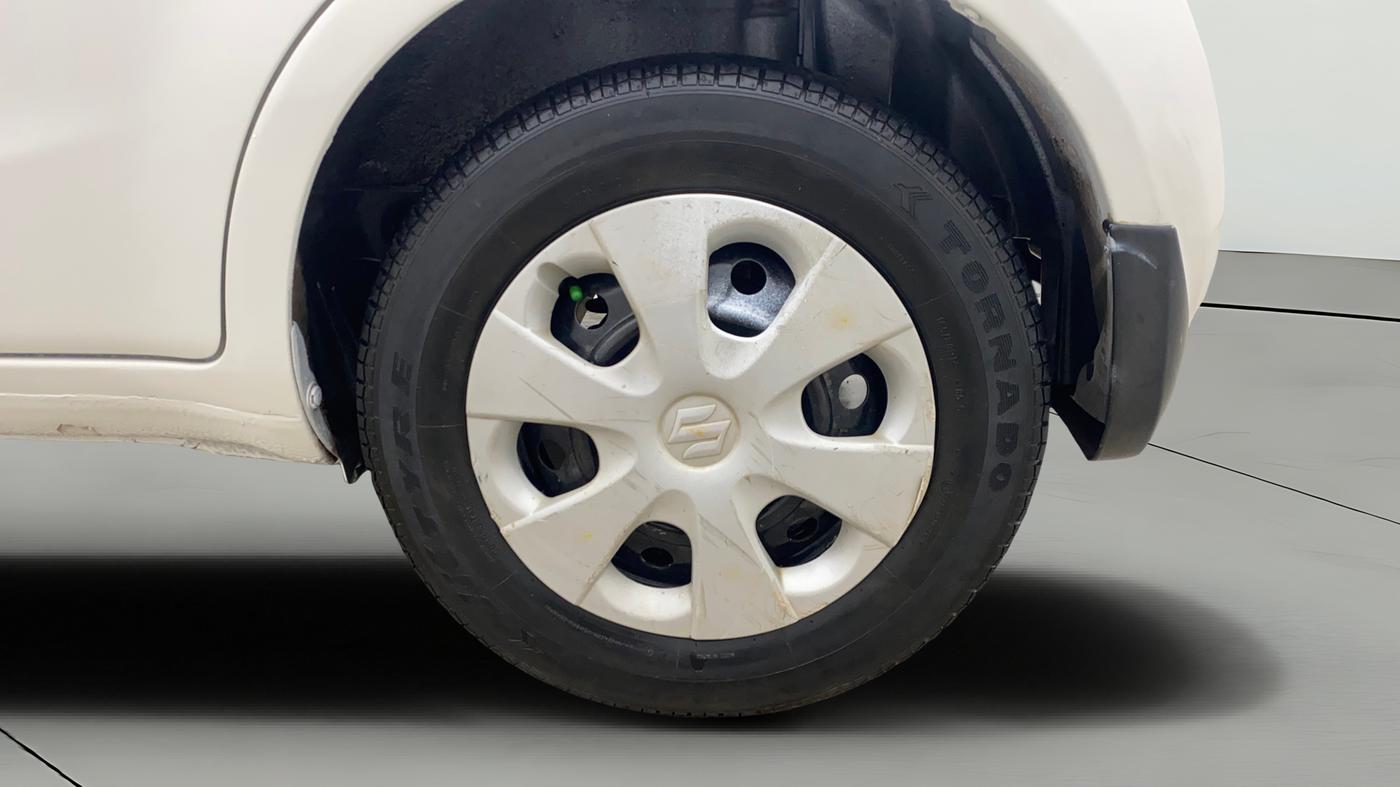 2015 Maruti Ritz VXI, Petrol, Manual, 61,787 km, Left Rear Wheel