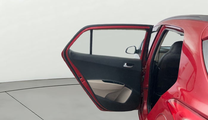 2018 Hyundai Grand i10 SPORTZ (O) AT 1.2 KAPPA VTVT, CNG, Automatic, 48,072 km, LHS Rear Door