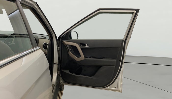 2017 Hyundai Creta SX PLUS AT 1.6 PETROL, Petrol, Automatic, 26,882 km, RHS Front Door