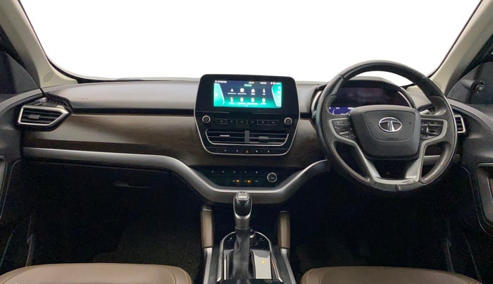 2022 Tata Harrier XZA SUROOF 2.0L DUAL TONE, Diesel, Automatic, 59,452 km, Dashboard