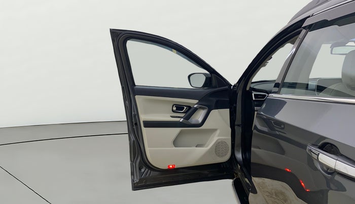 2021 Tata Safari XZA, Diesel, Automatic, 28,091 km, LHS Front Door