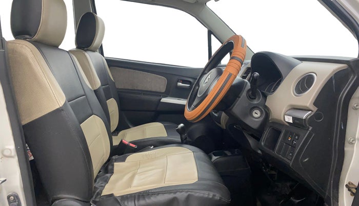 2014 Maruti Wagon R 1.0 VXI, Petrol, Manual, 77,959 km, Right Side Front Door Cabin