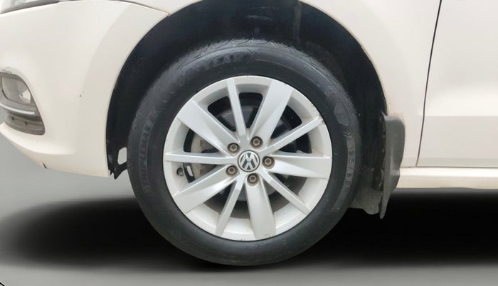 2014 Volkswagen Polo HIGHLINE1.2L, Petrol, Manual, 55,473 km, Left Front Wheel