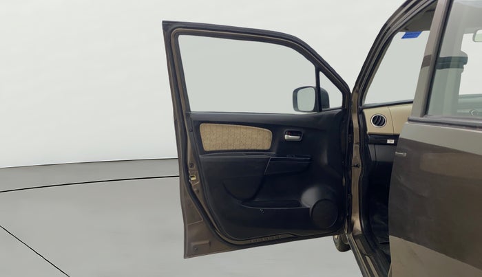 2017 Maruti Wagon R 1.0 VXI, Petrol, Manual, 44,658 km, LHS Front Door