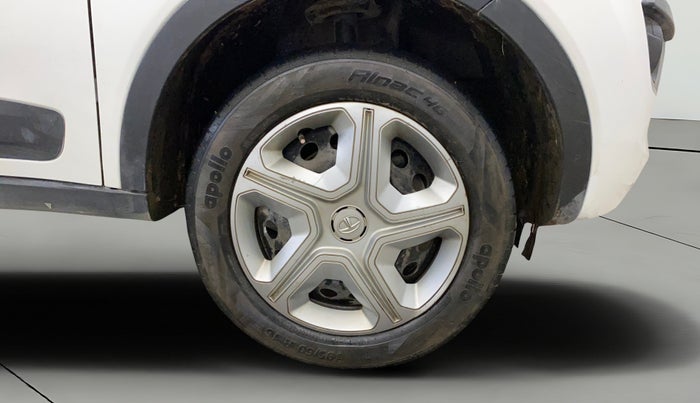 2019 Tata NEXON XE PETROL, Petrol, Manual, 76,073 km, Right Front Wheel