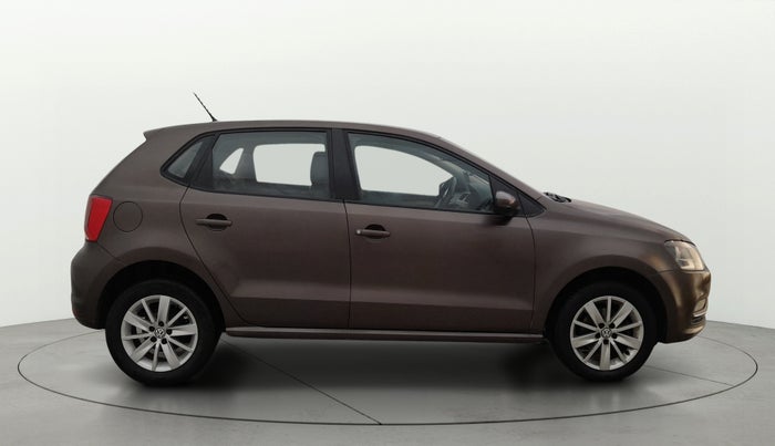 2017 Volkswagen Polo HIGHLINE1.2L, Petrol, Manual, 1,10,489 km, Right Side View