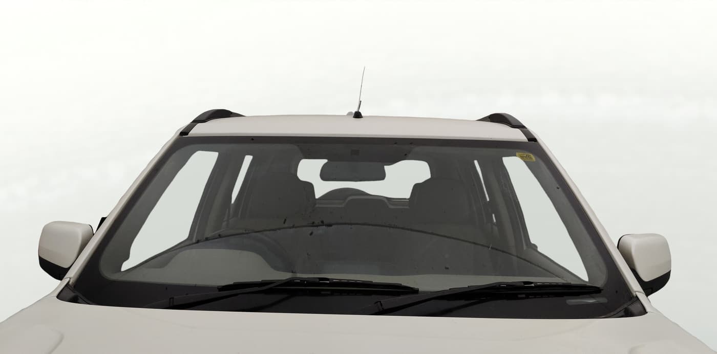 2019 Mahindra TUV300 T10, Diesel, Manual, 27,583 km, Front Windshield