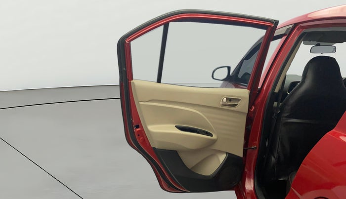 2019 Hyundai NEW SANTRO MAGNA, Petrol, Manual, 1,22,723 km, LHS Rear Door