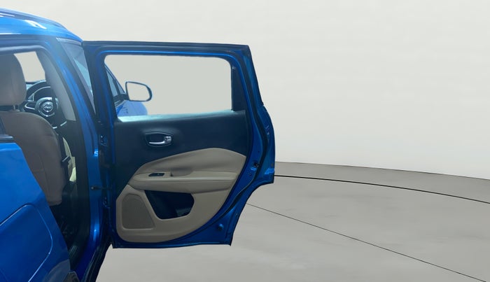 2017 Jeep Compass LONGITUDE (O) 2.0 DIESEL, Diesel, Manual, 1,20,527 km, RHS Rear Door