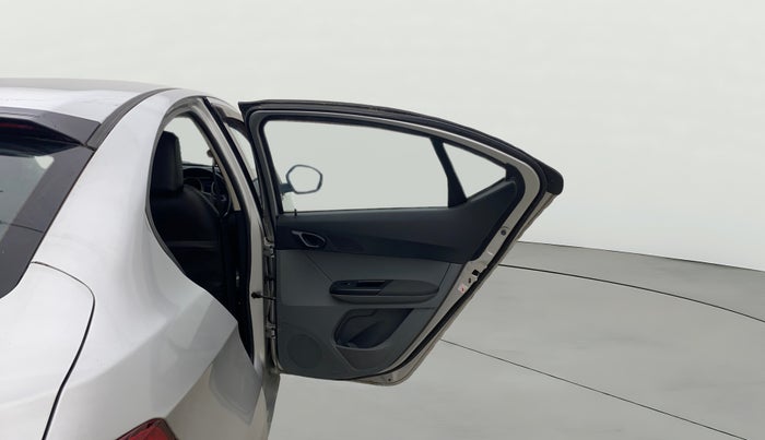 2017 Tata TIGOR XT PETROL, Petrol, Manual, 65,026 km, RHS Rear Door