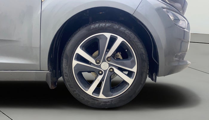 2023 Tata ALTROZ XZ + SUNROOF, Petrol, Manual, 47,293 km, Right Front Wheel