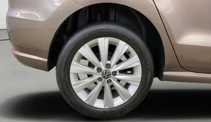 2019 Volkswagen Ameo TRENDLINE 1.0L, Petrol, Manual, 42,470 km, Right Rear Wheel