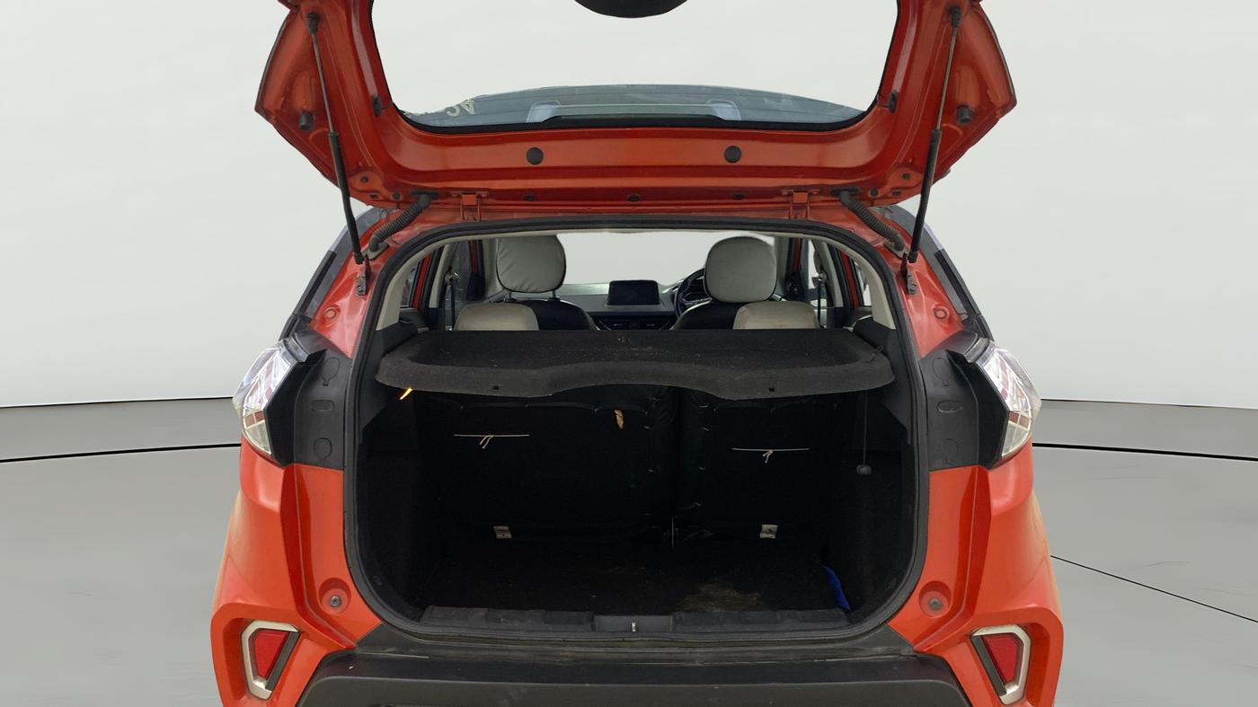 2022 Tata NEXON XZ PLUS SUNROOF PETROL DUAL TONE, Petrol, Manual, 70,753 km, Boot Open Zoomed View