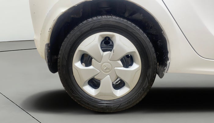 2016 Tata Tiago XT DIESEL, Diesel, Manual, 60,451 km, Right Rear Wheel