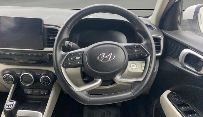 2022 Hyundai VENUE SX 1.2 PETROL, Petrol, Manual, 70,943 km, Steering Wheel Close Up