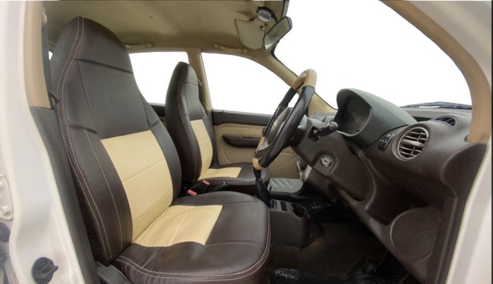 2013 Hyundai Santro Xing GL PLUS, Petrol, Manual, 1,14,564 km, Right Side Front Door Cabin