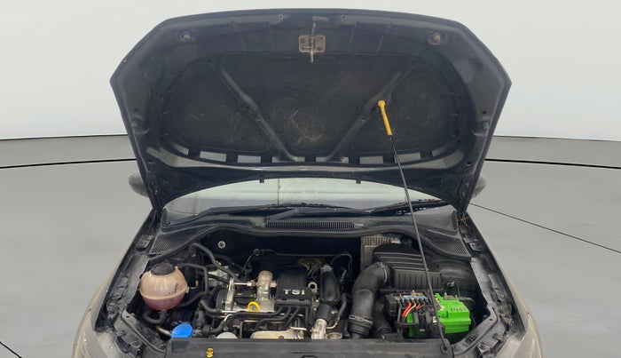 2018 Volkswagen Vento 1.2 TSI HIGHLINE PLUS AT, Petrol, Automatic, 87,680 km, Open Bonet