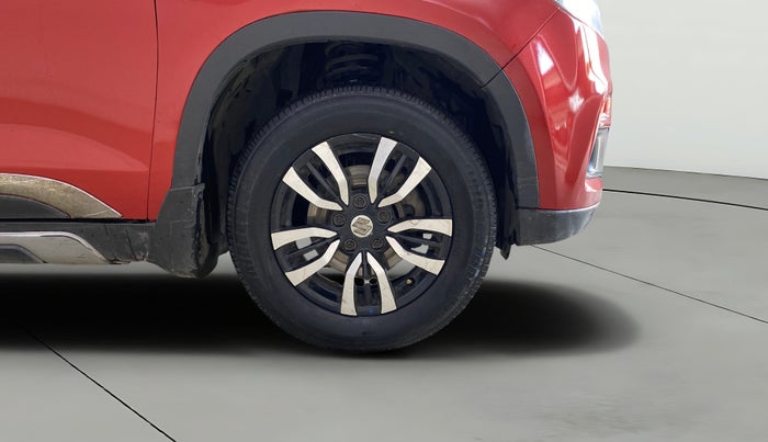 2018 Maruti Vitara Brezza VDI (O), Diesel, Manual, 1,04,184 km, Right Front Wheel