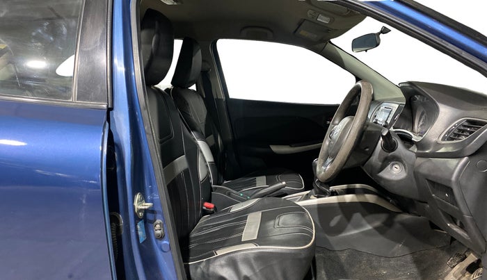 2018 Maruti Baleno DELTA PETROL 1.2, Petrol, Manual, 62,554 km, Right Side Front Door Cabin