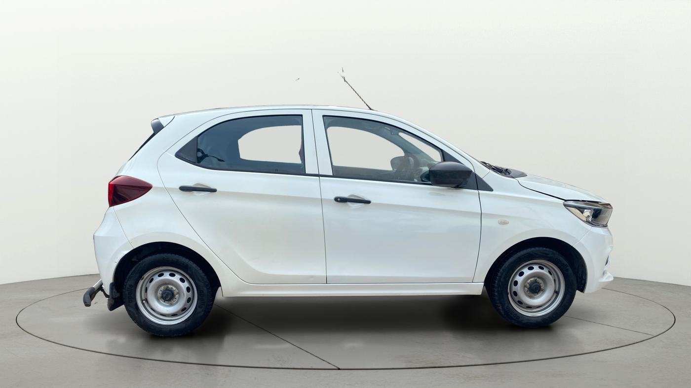 2021 Tata Tiago XE PETROL, Petrol, Manual, 45,557 km, Right Side View