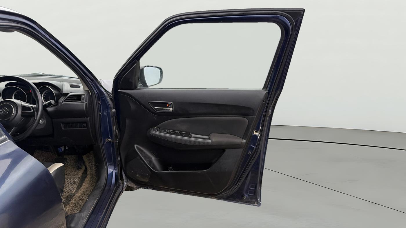 2019 Maruti Swift VXI AMT, Petrol, Automatic, 52,870 km, RHS Front Door