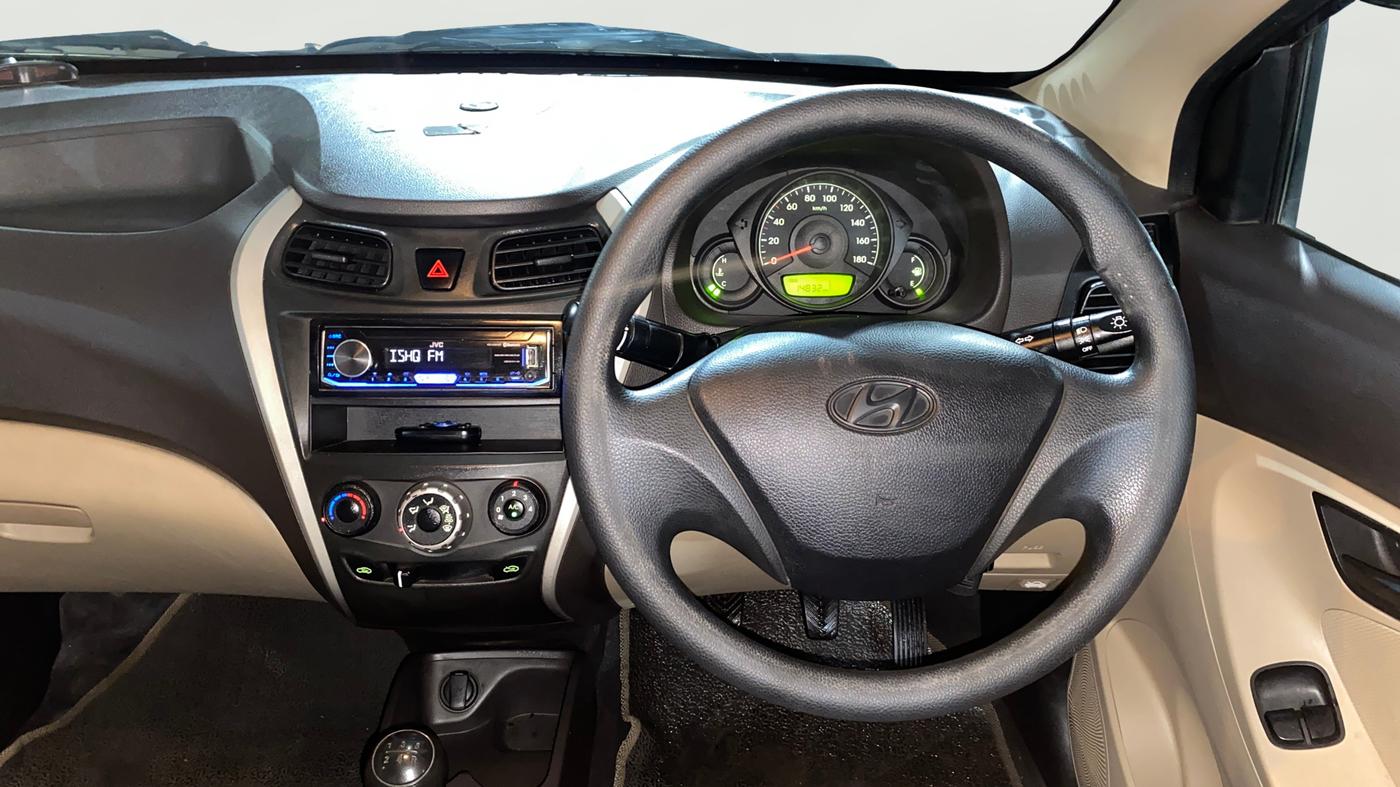 2018 Hyundai Eon ERA +, Petrol, Manual, 14,830 km, Steering Wheel Close Up